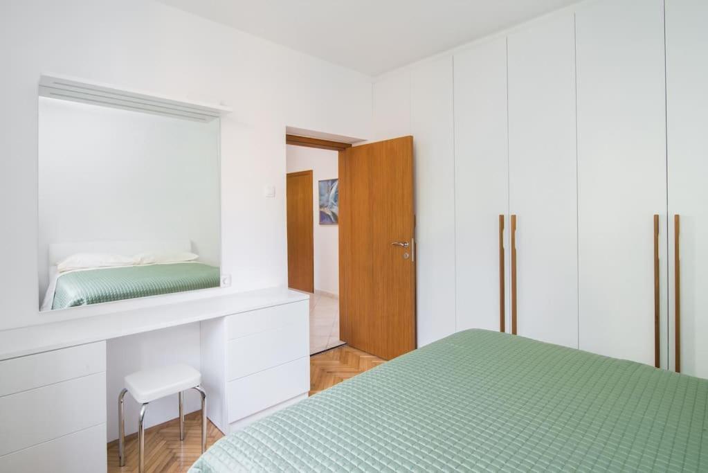 Mia Resort Izola Buitenkant foto